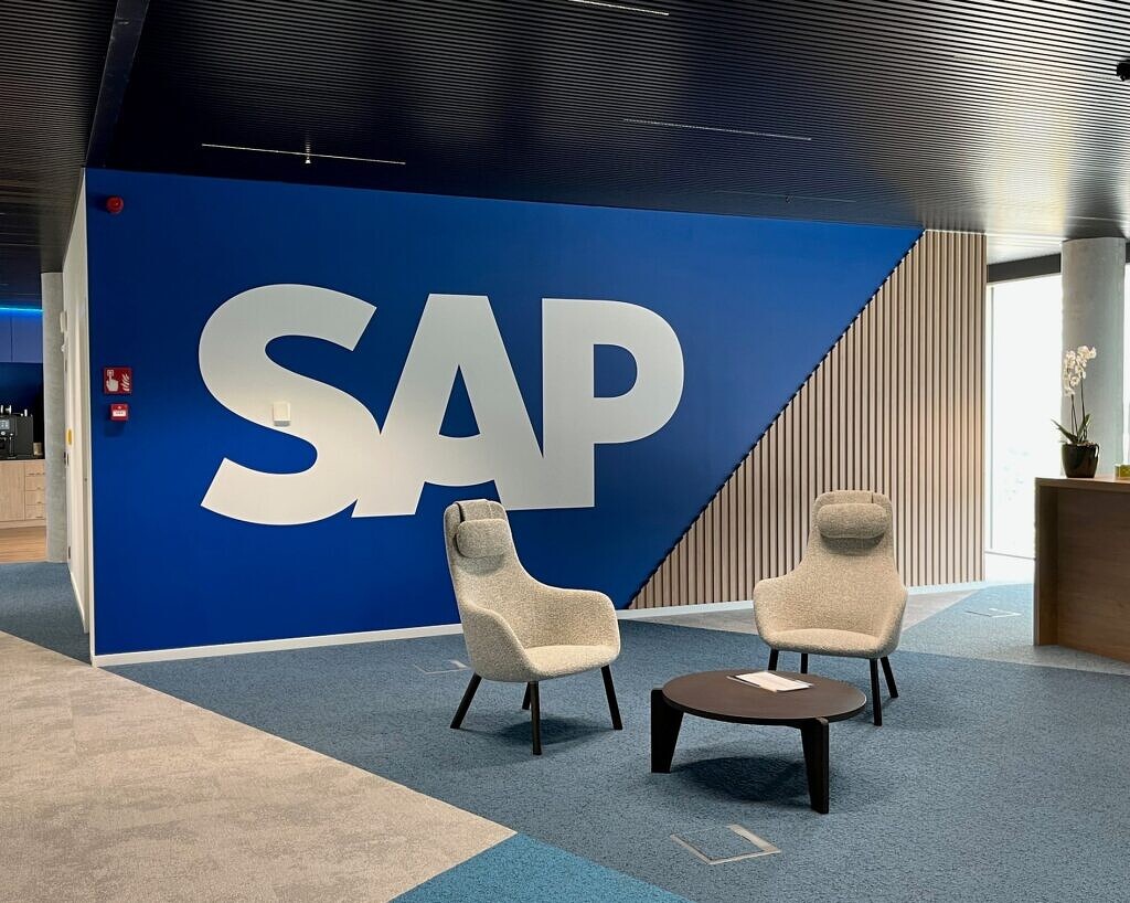 «Роснефть» набирает специалистов по SAP вместо импортозамещения